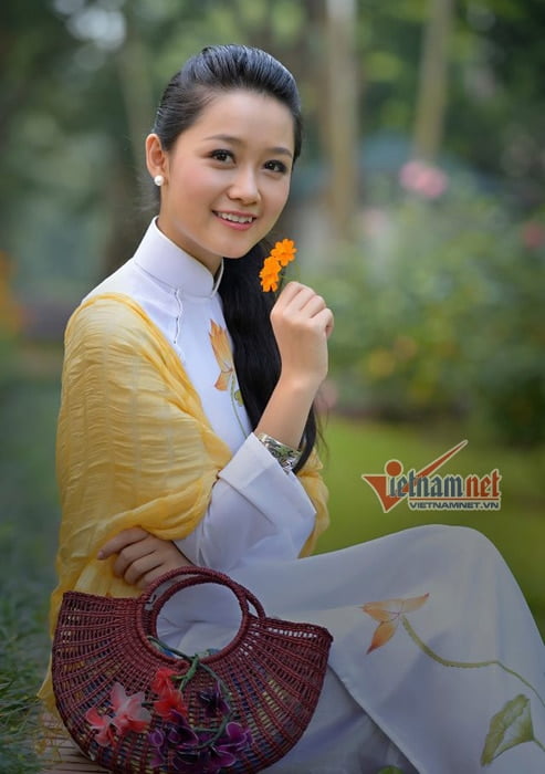 mc-cua-vtv-tung-la-thi-sinh-hoa-hau-viet-nam