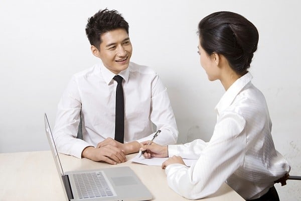PG trợ lý, thư ký có trình độ ngoại giao tiếp khách chuyên nghiệp