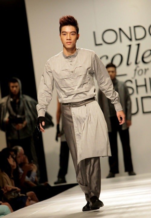 521900_702238656468360_347099953_n