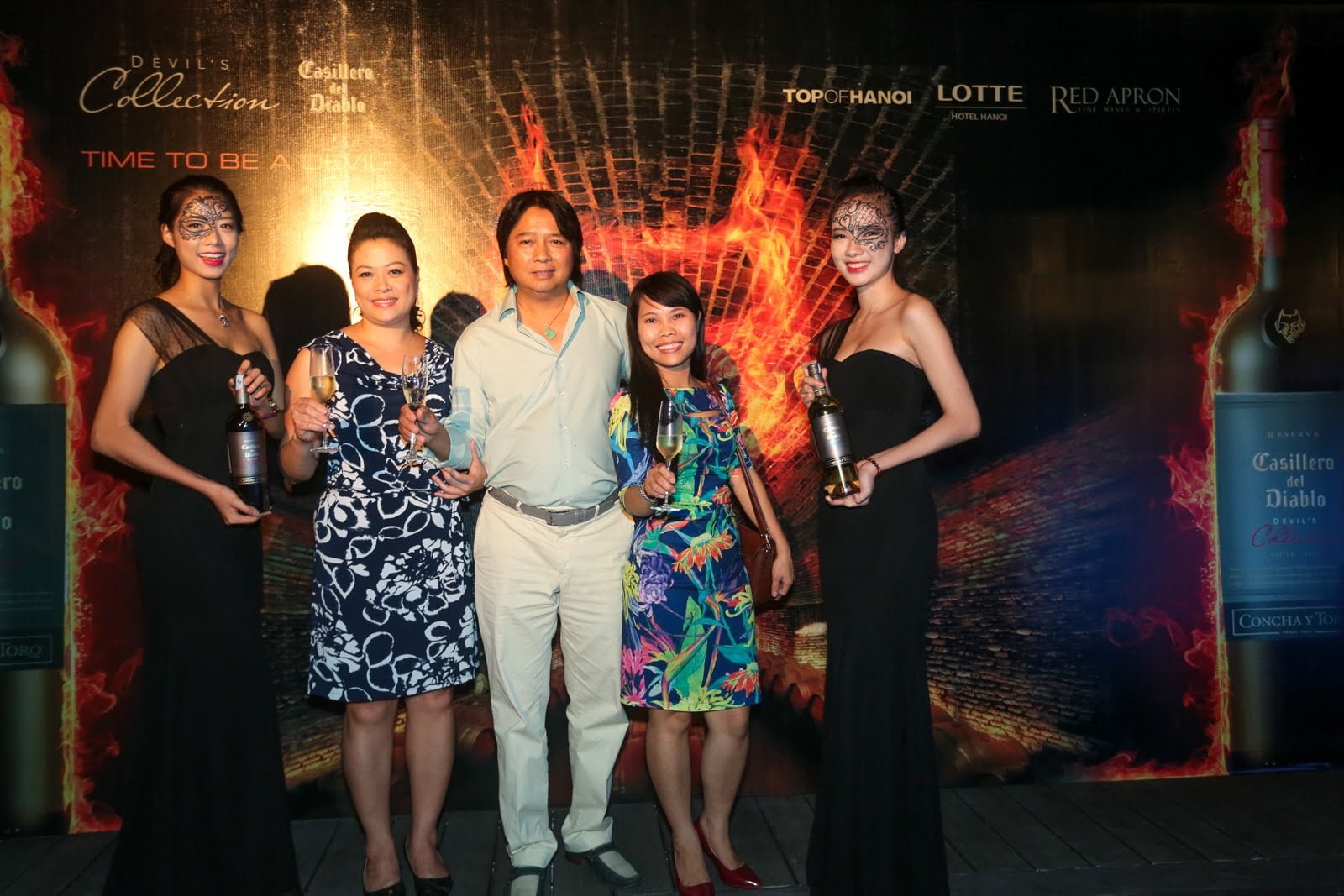 20141011_TRONGimages-TOH-Redapron-2135