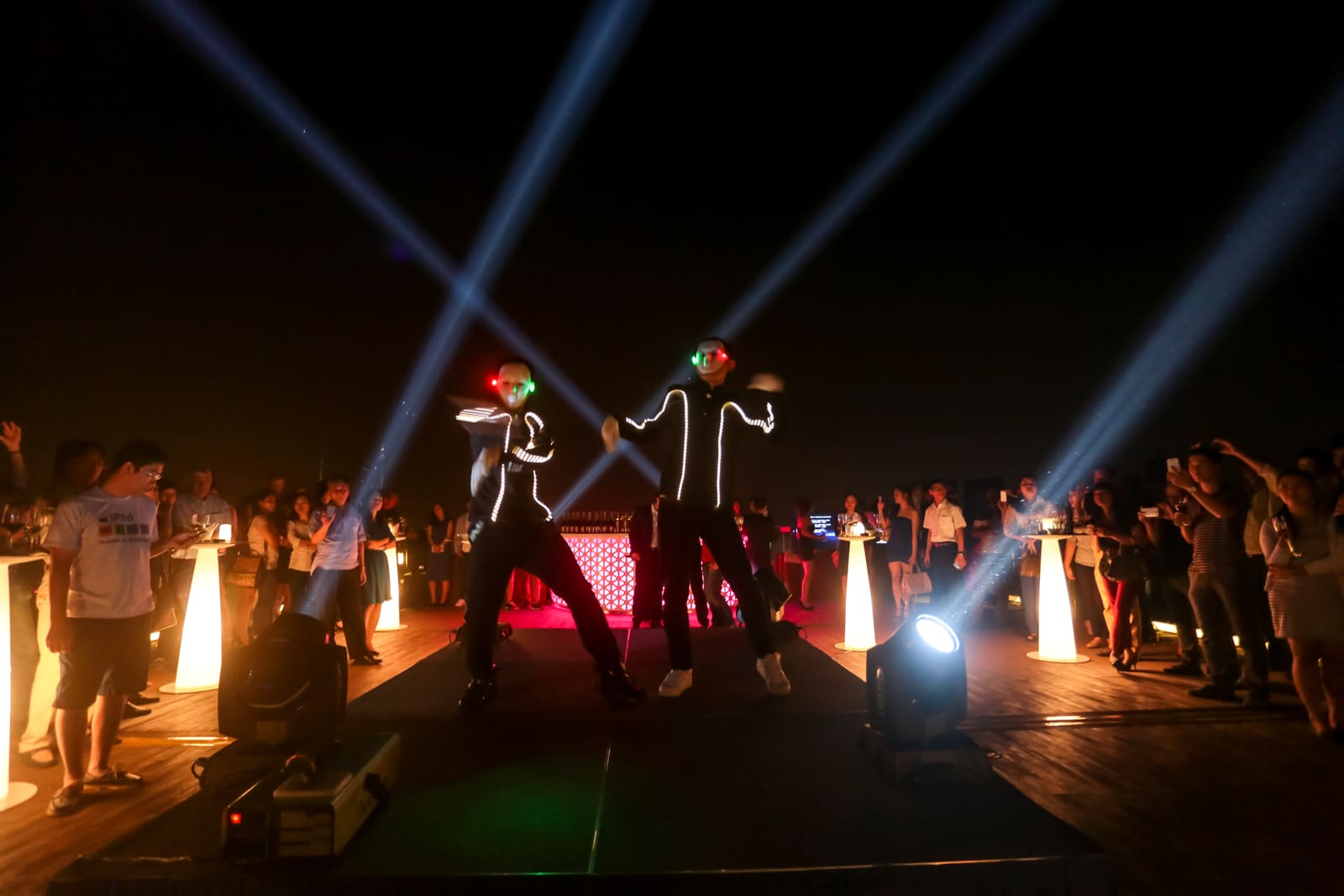 20141011_TRONGimages-TOH-Redapron-2366