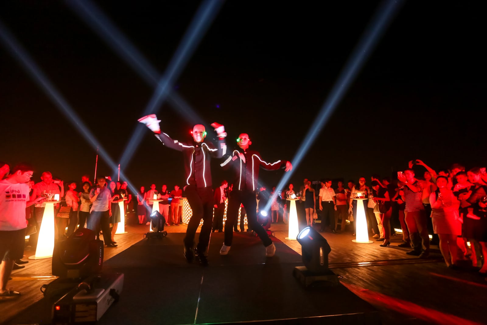 20141011_TRONGimages-TOH-Redapron-2369