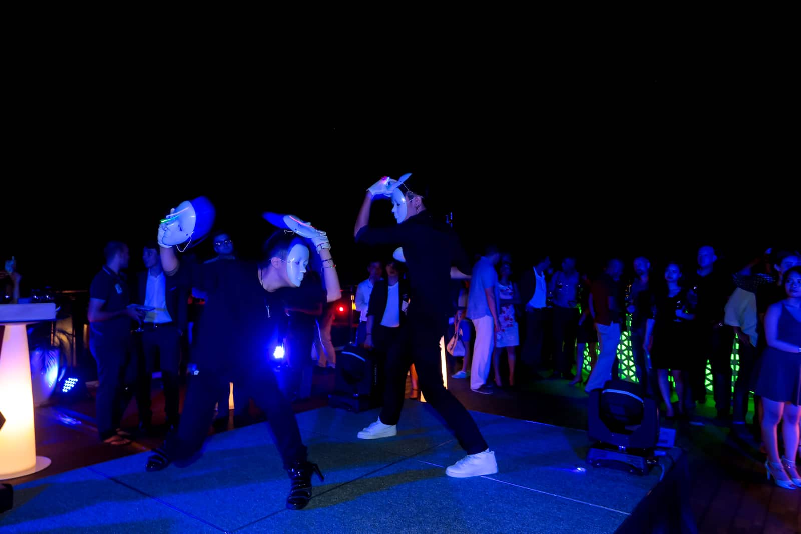 20141011_TRONGimages-TOH-Redapron-2606