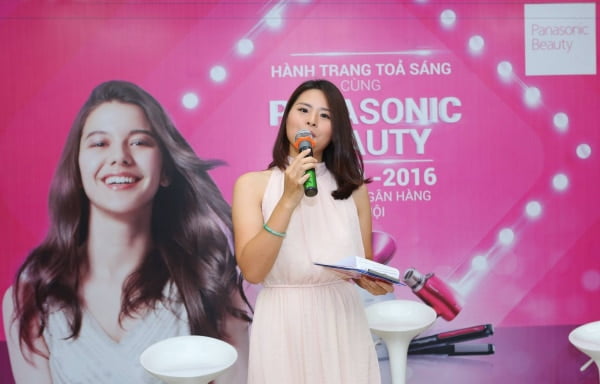 Cung cấp Mc sự kiện dẫn chương trình hành trang tỏa sáng cùng Pansonic Beauty