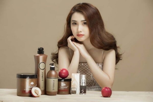 Á Châu cung cấp người mẫu chụp hình quảng cáo sản phẩm