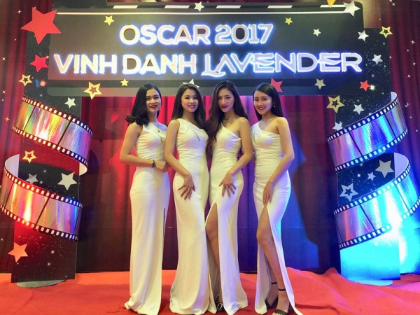 PG ngoại hình đẹp tại sự kiện vinh danh Lavender OSCAR 2017