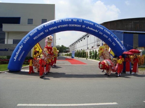 Sử dụng dịch vụ chất lượng của Á Châu