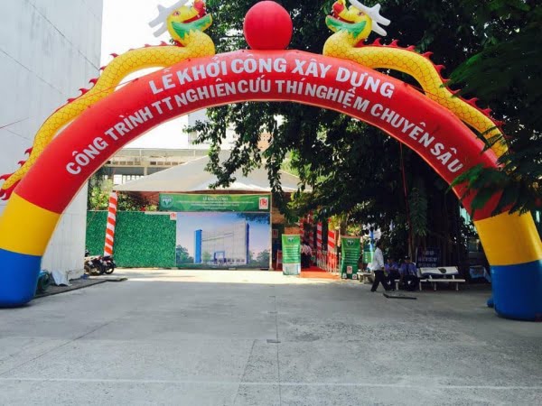 Dịch vụ cung cấp cổng bóng chuyên nghiệp