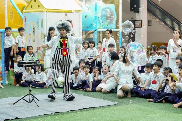Cho thuê biểu diễn xiếc, ảo thuật gia tại các sự kiện cho bé