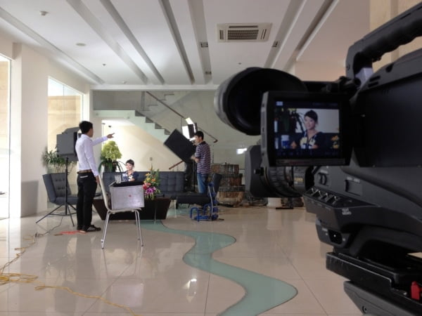 Quay clip viral video quảng cáo với chi phí hợp lý