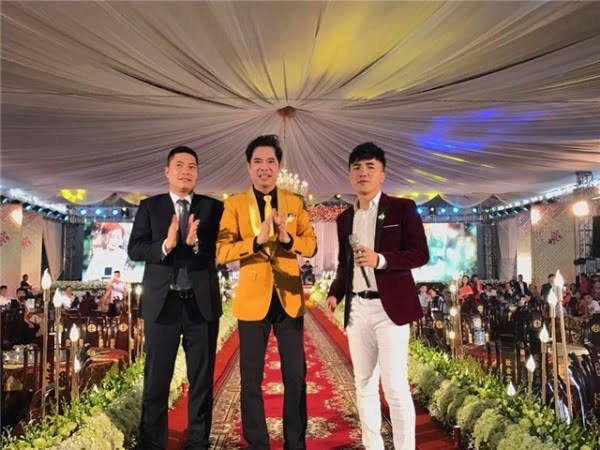 Cung cấp dịch vụ cho thuê ca sĩ hát tiệc cưới chuyên nghiệp