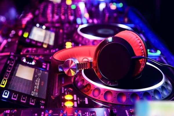 Học DJ có khó không?